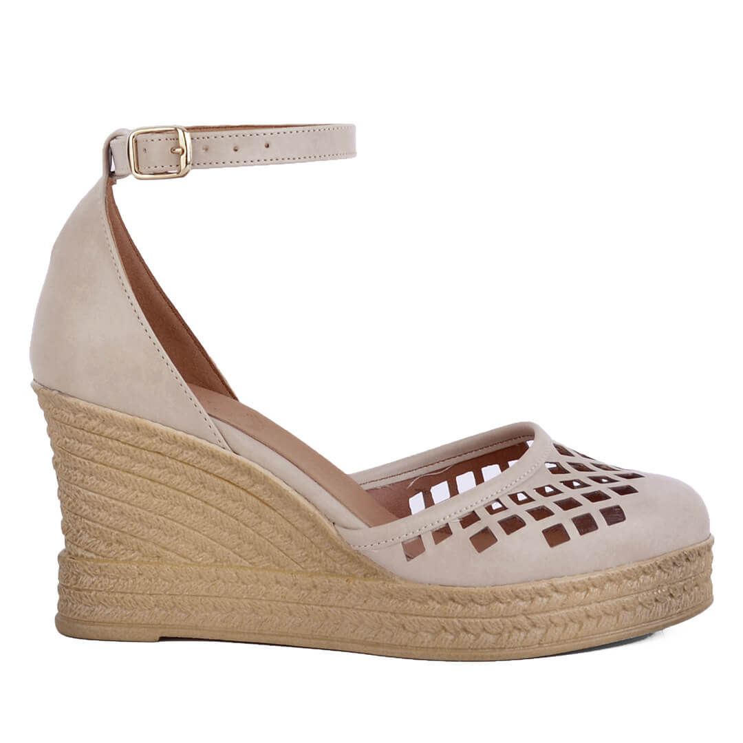 ΜΠΕΖ ΤΡΥΠΗΤΗ ΠΛΑΤΦΟΡΜΑ